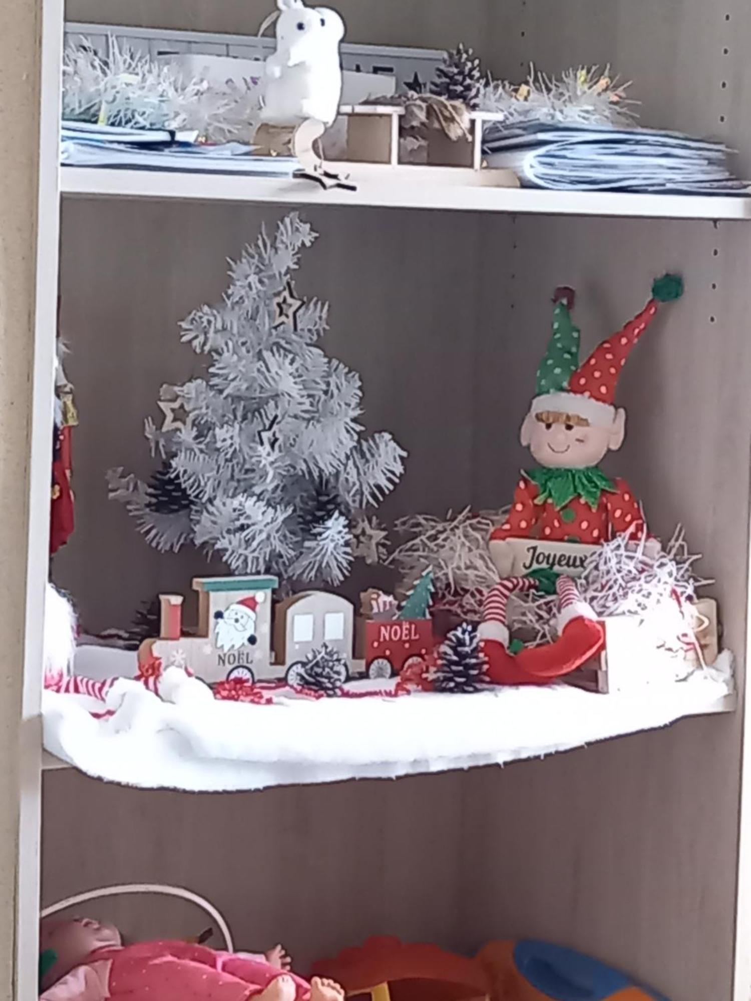Gite La Petite Maison Montournais Bagian luar foto